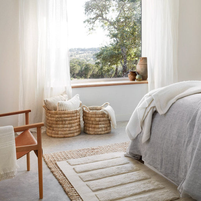 Adra Wool Accent Rug
