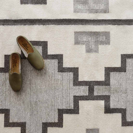 Albán Area Rug