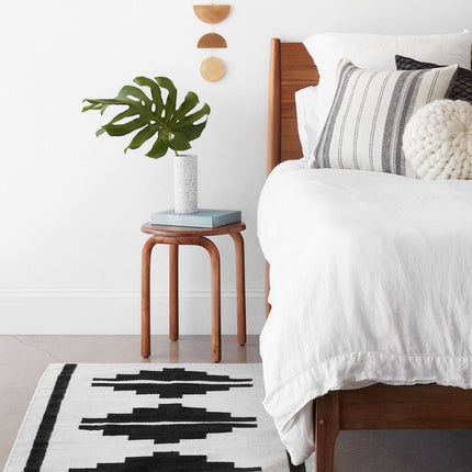 Rombo Flatweave Accent Rug