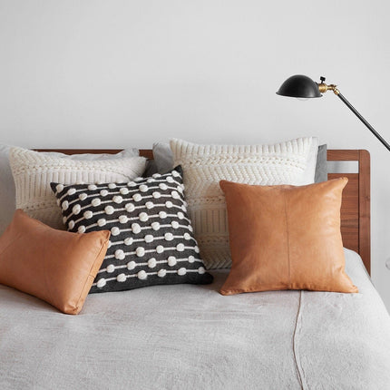 Beso Pillow