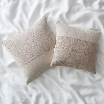Claro Pillow