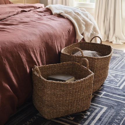 Jagriti Hand-Knotted Area Rug