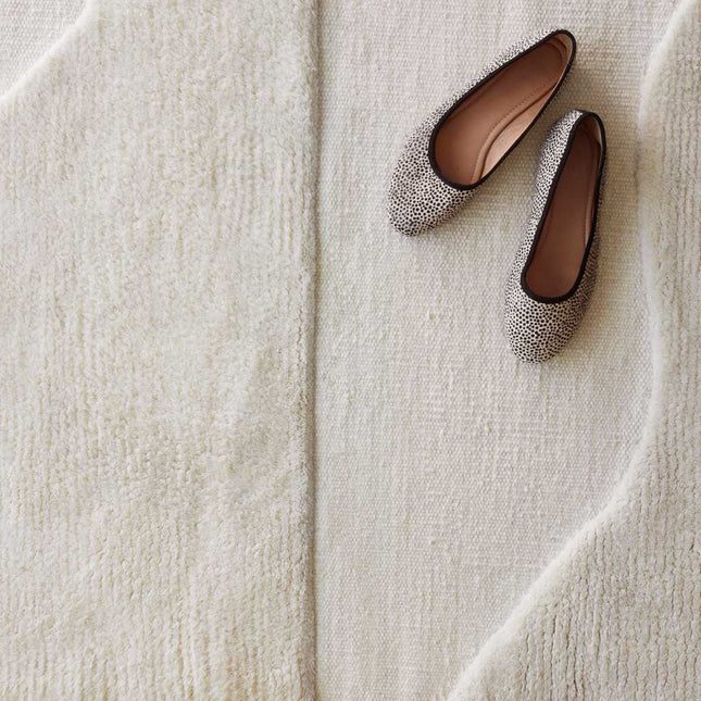 Sagara Accent Rug