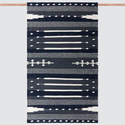 Sundari Flatweave Accent Rug