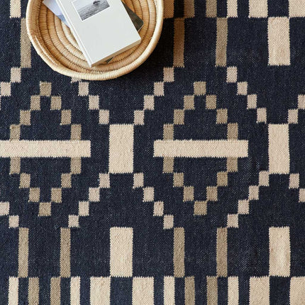 Tarak Flatweave Accent Rug