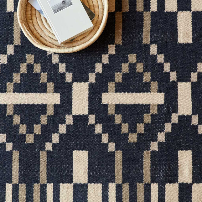 Tarak Flatweave Accent Rug