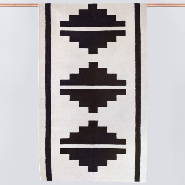 Rombo Flatweave Accent Rug