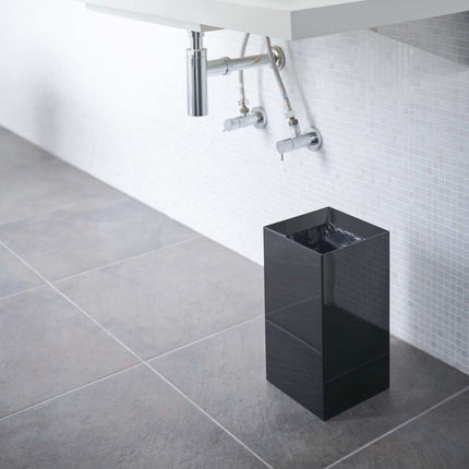 Trash Can - Short